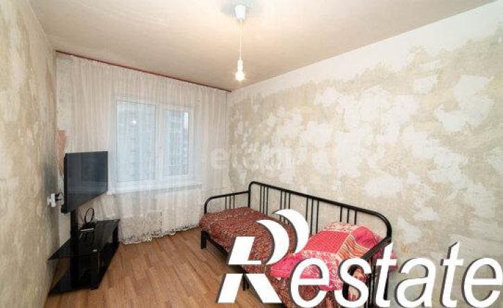 3-комн квартира улица Карбышева, 44А,  д. 44А