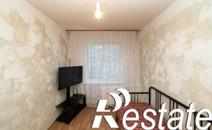3-комн квартира улица Карбышева, 44А,  д. 44А