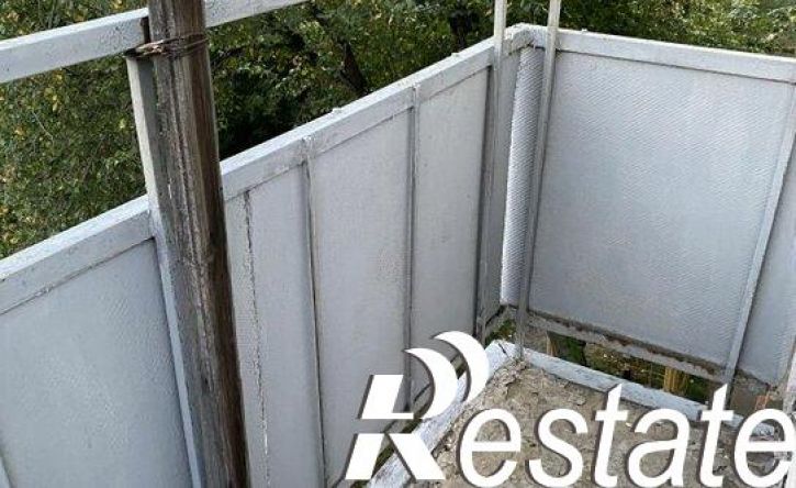 2-комн квартира улица Радионова, 58,  д. 58
