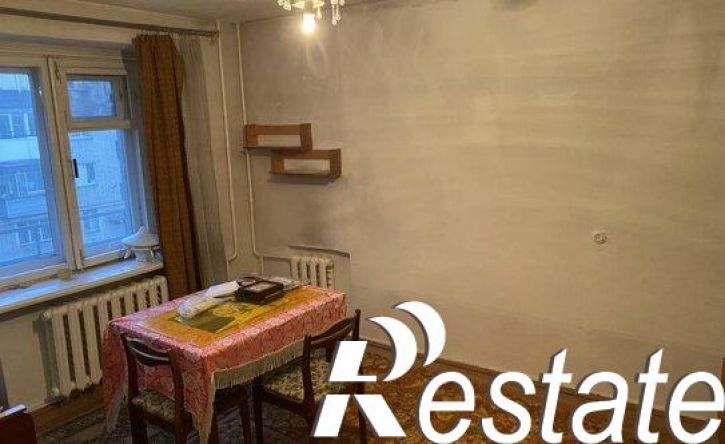 2-комн квартира улица Радионова, 58,  д. 58