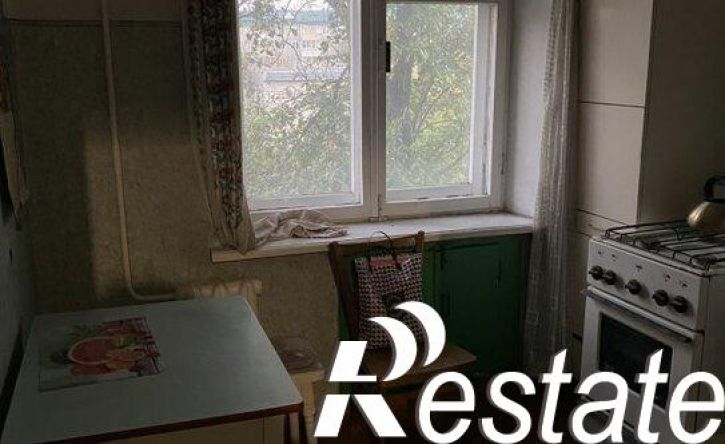 2-комн квартира улица Радионова, 58,  д. 58