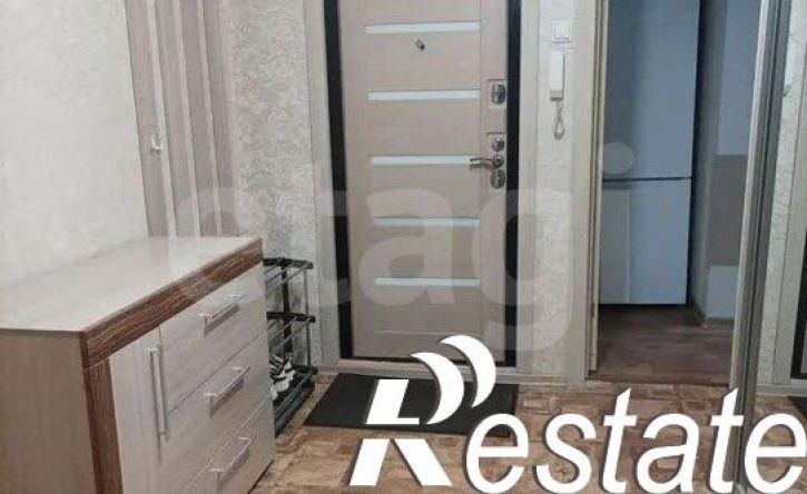 3-комн квартира жилой район Заозёрный, 2-й микрорайон, 24