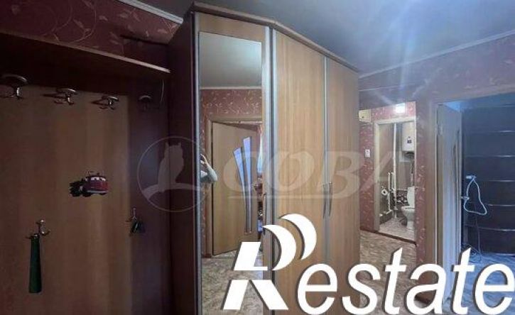 3-комн квартира улица Бурова-Петрова, 60,  д. 60