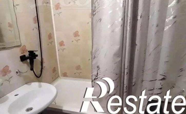 1-комн квартира улица Бурова-Петрова, 60,  д. 60