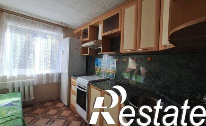 1-комн квартира проспект Конституции, 31,  д. 31