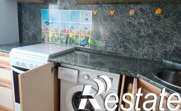 1-комн квартира проспект Конституции, 31,  д. 31