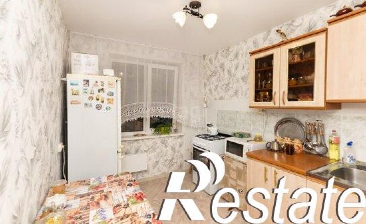 4-комн квартира жилой район Заозёрный, 5-й микрорайон, 3