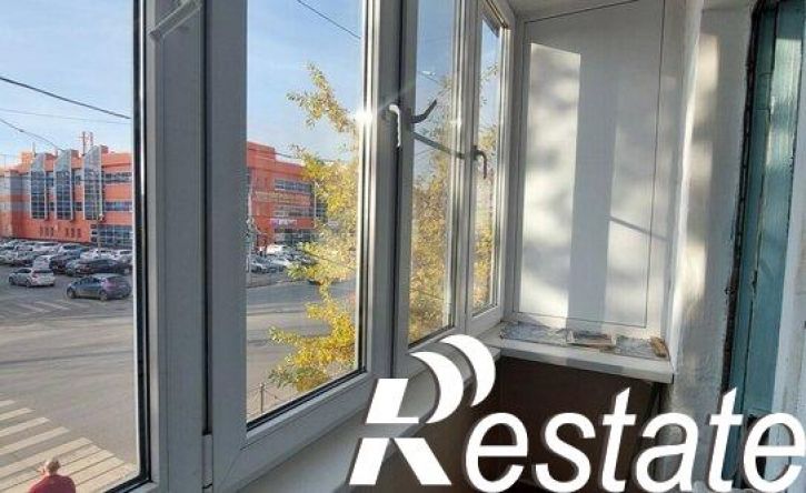 2-комн квартира улица Рихарда Зорге, 56,  д. 56