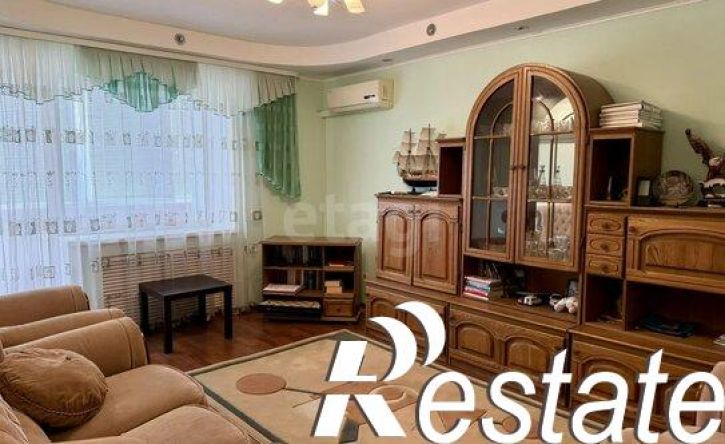 2-комн квартира улица Карла Маркса, 100,  д. 100