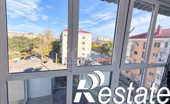 2-комн квартира улица Красина, 44,  д. 44