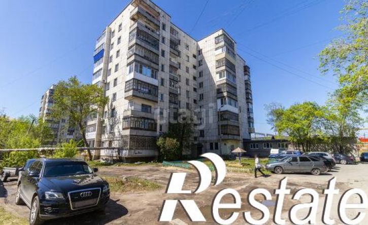 3-комн квартира улица Радионова, 58,  д. 58