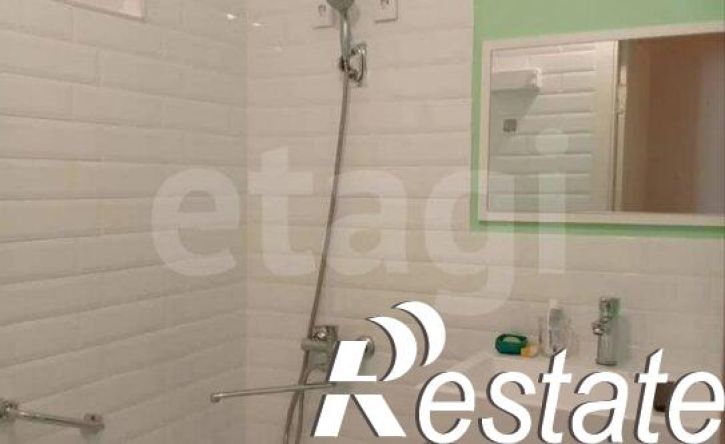 4-комн квартира улица Дзержинского, 10А,  д. 10А