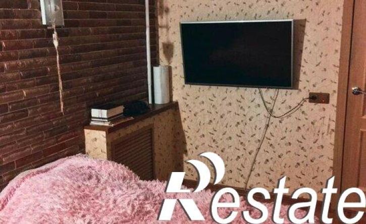 3-комн квартира улица Бурова-Петрова, 98Г,  д. 98Г